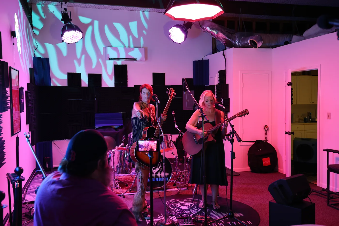 Calamity Janes live — 1