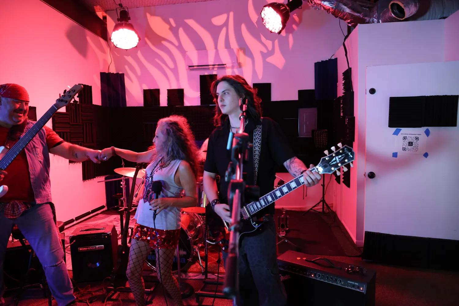 Reverend Dirt live — 2