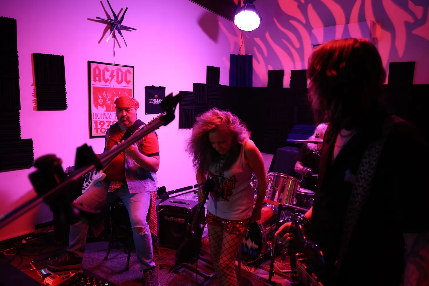 Reverend Dirt live — 4