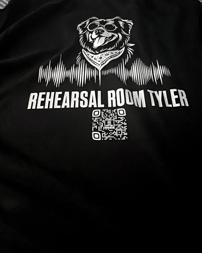 Rehearsal Room Tyler tee